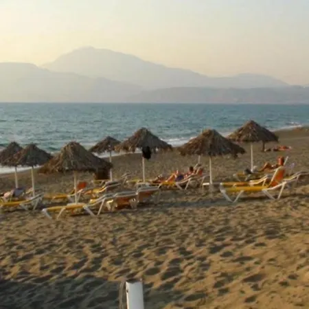 Aristodimos Luxury Hébergement de vacances *